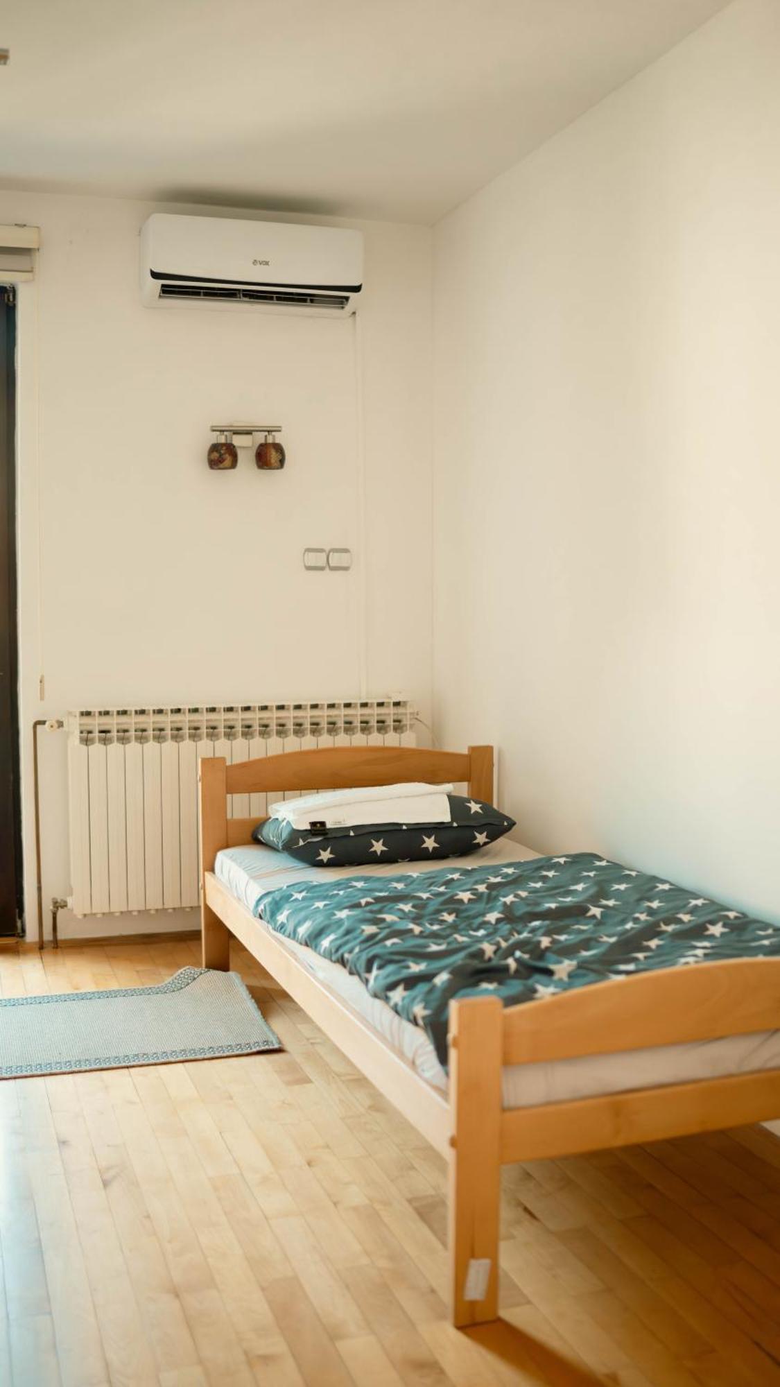 Hostel ทูซลา ภายนอก รูปภาพ