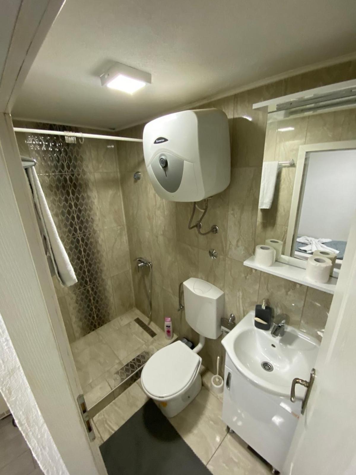 Hostel ทูซลา ภายนอก รูปภาพ